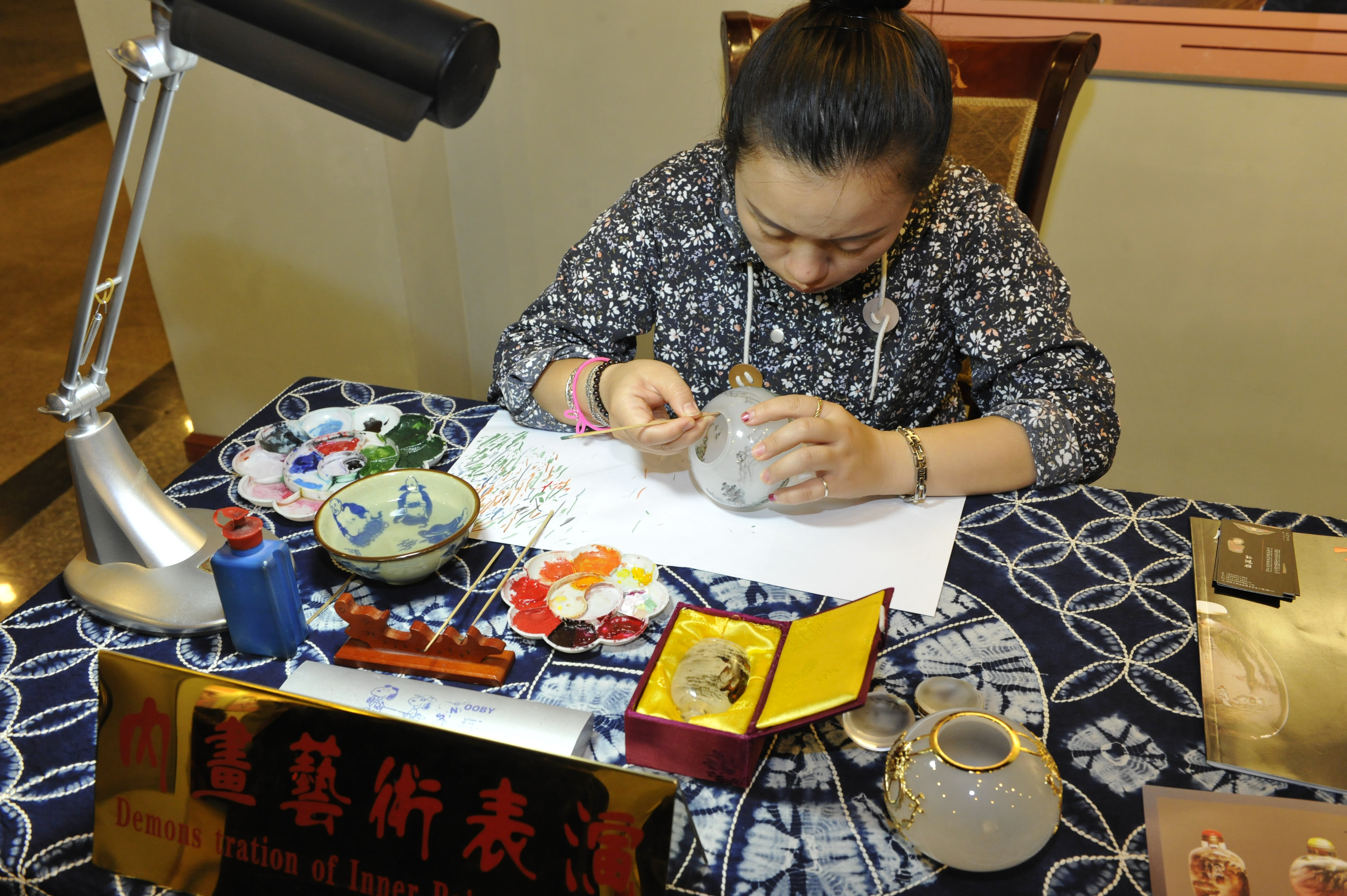 滇派內畫