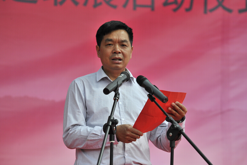 云南省文化廳黨組成員、副廳長楊德聰先生致辭