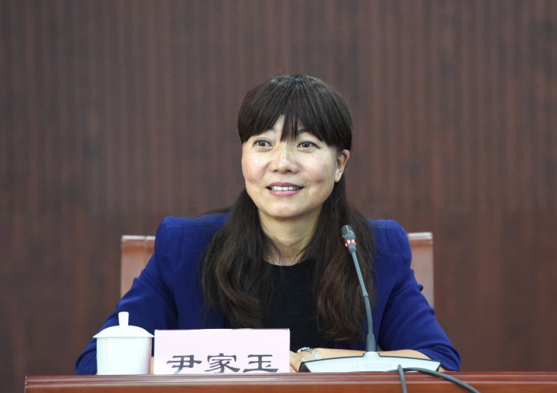 尹家玉主任主持開班儀式